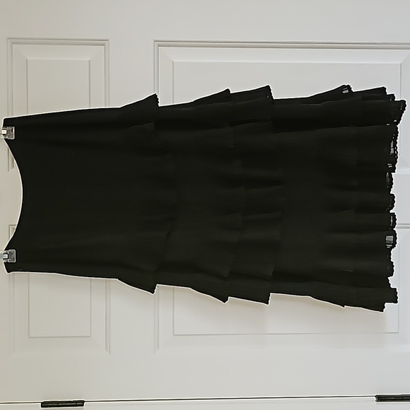 Express Frill Skirt - Picture 4 of 8
